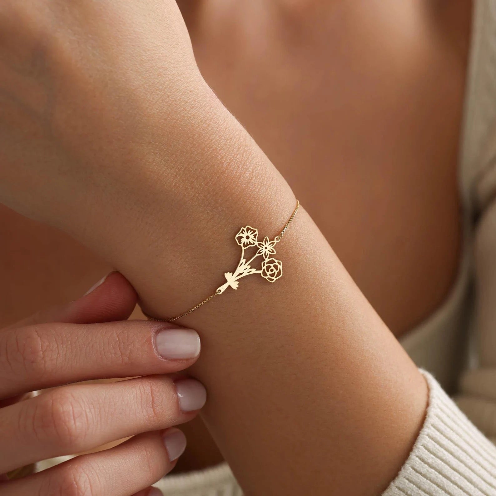Family Birth Flower Bracelet